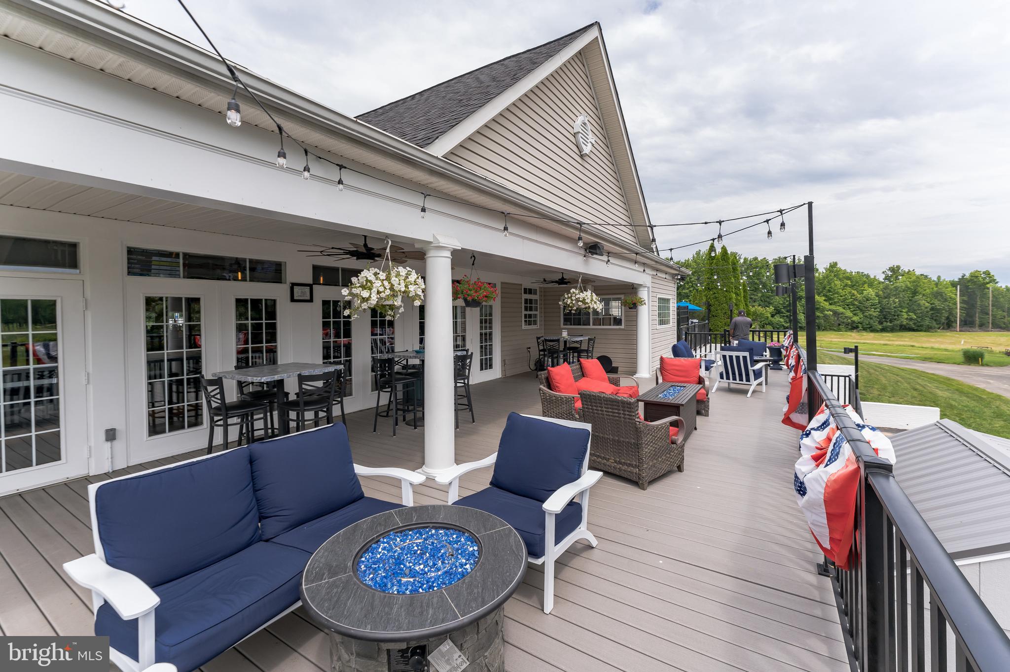 PATRIOTS GLEN - Residential