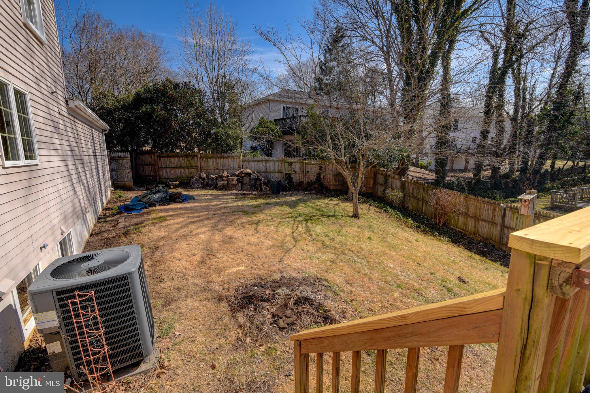 MONTCLAIR/COUNTRY CLUB - Residential Lease