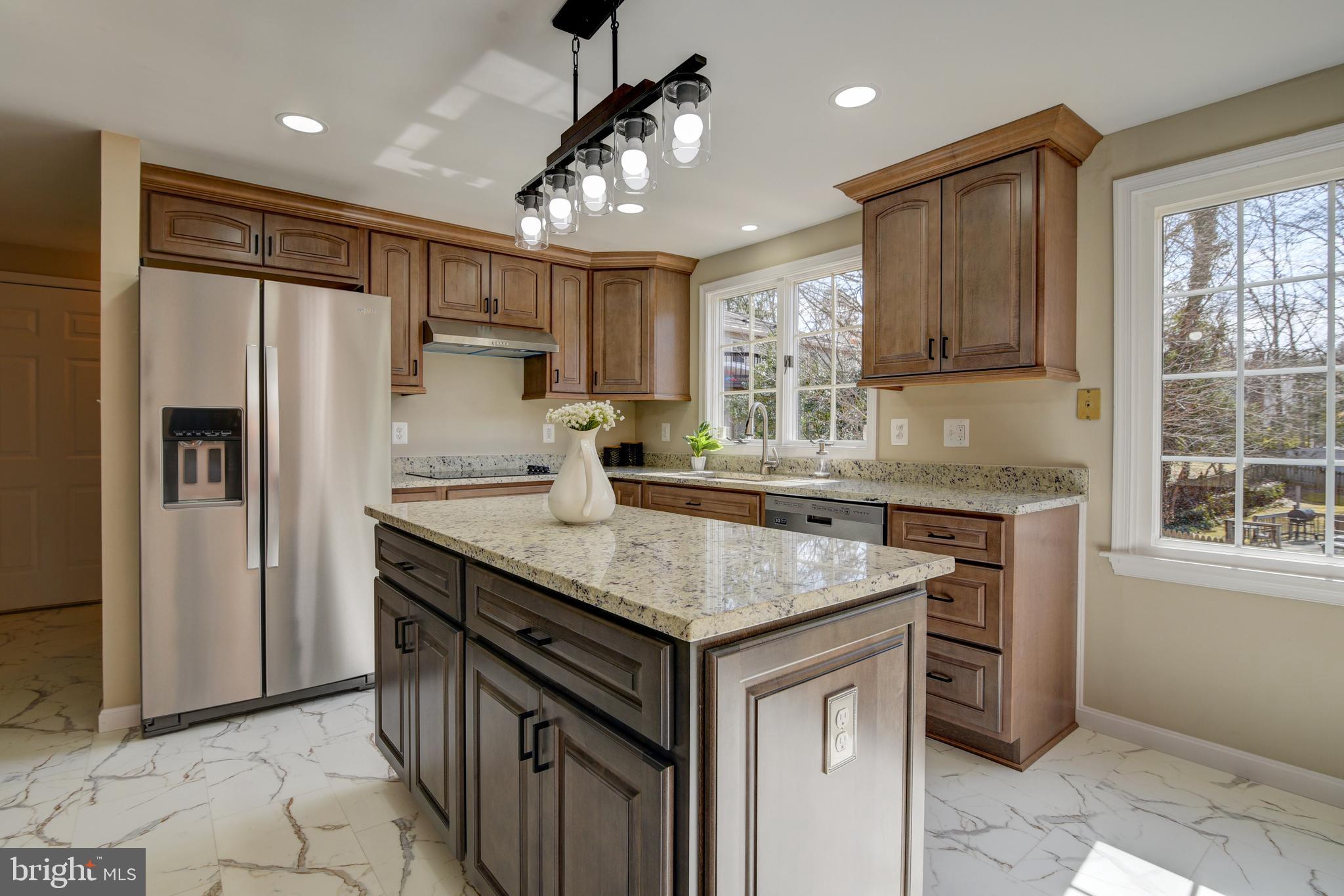 MONTCLAIR/COUNTRY CLUB - Residential Lease