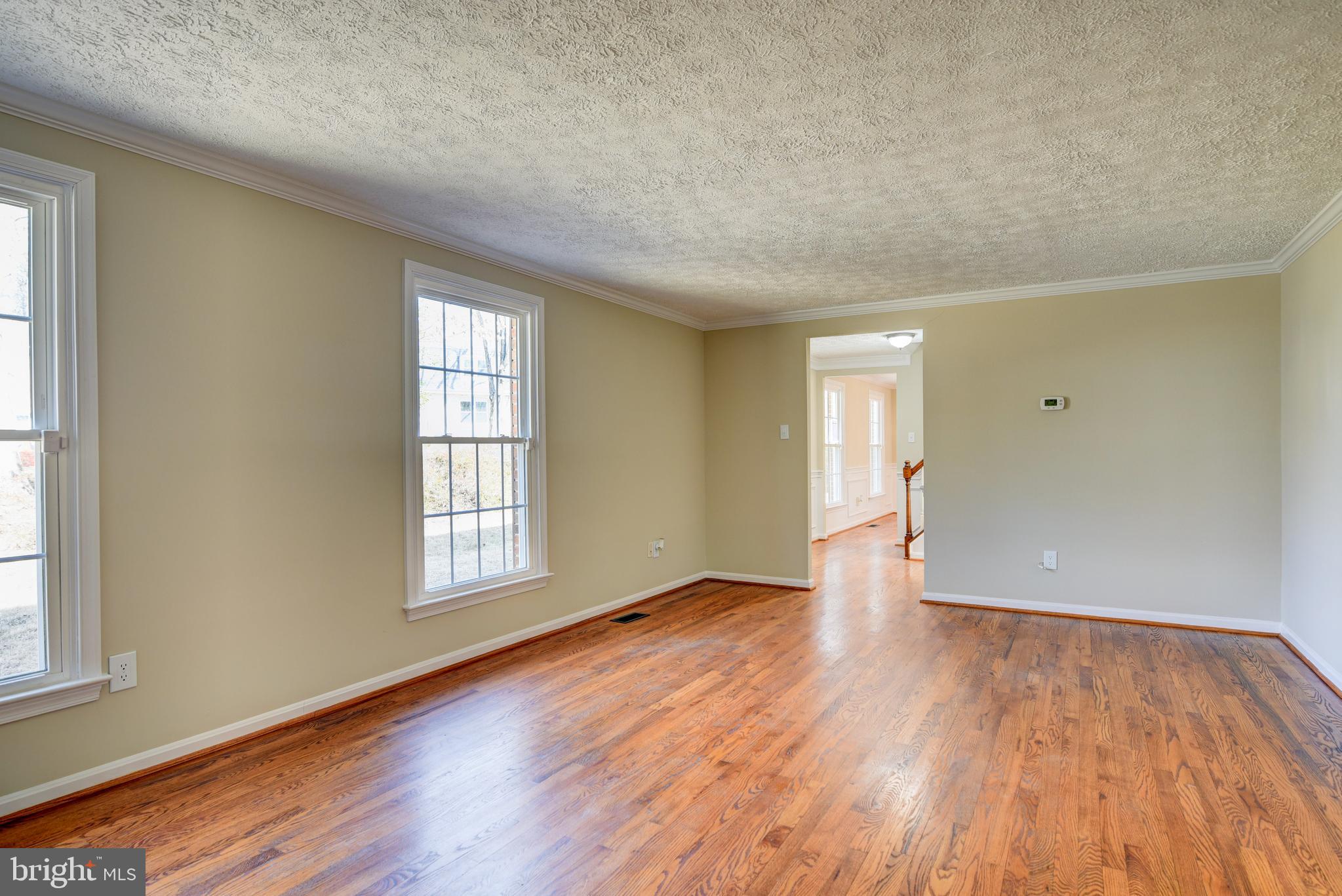 MONTCLAIR/COUNTRY CLUB - Residential Lease