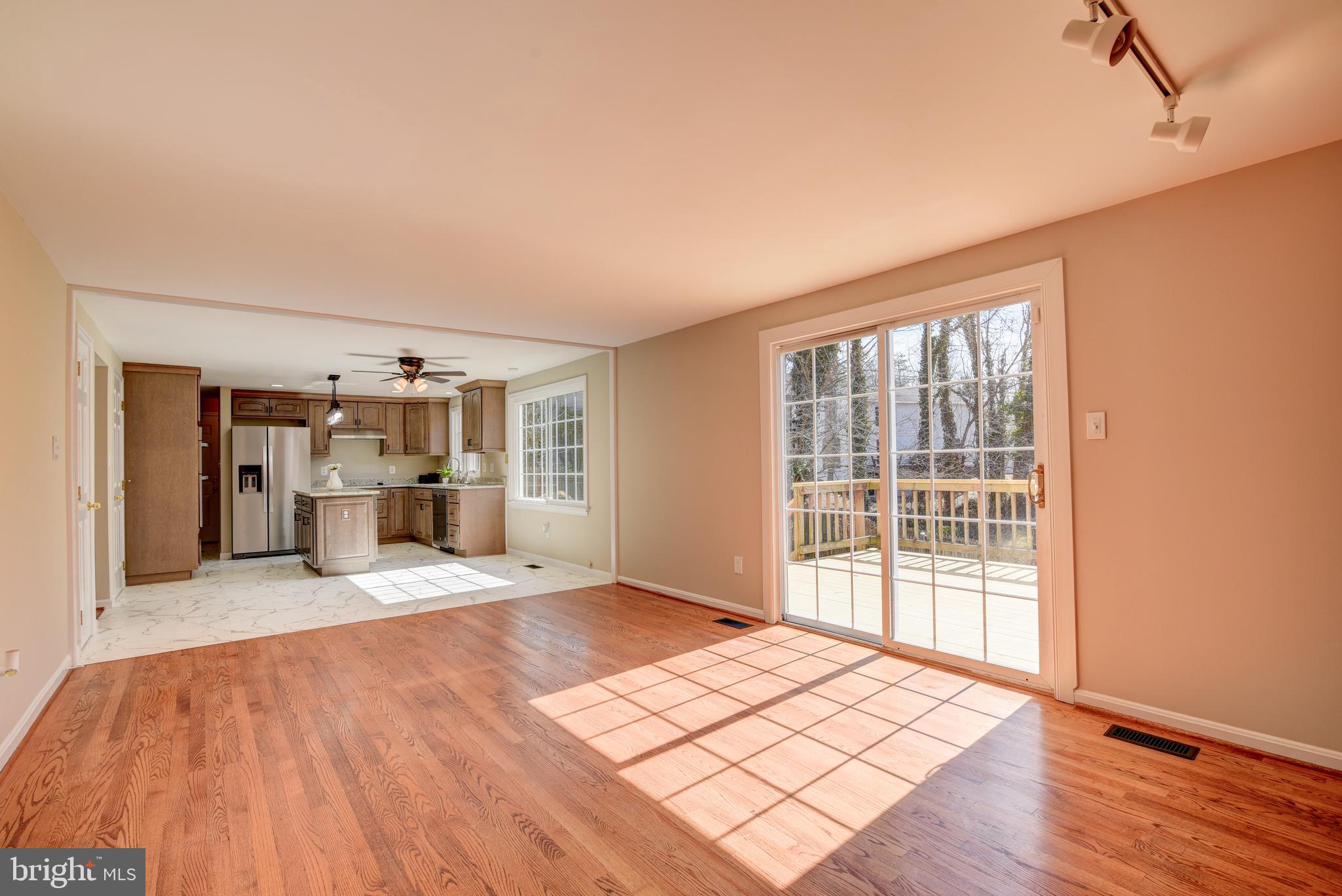 MONTCLAIR/COUNTRY CLUB - Residential Lease