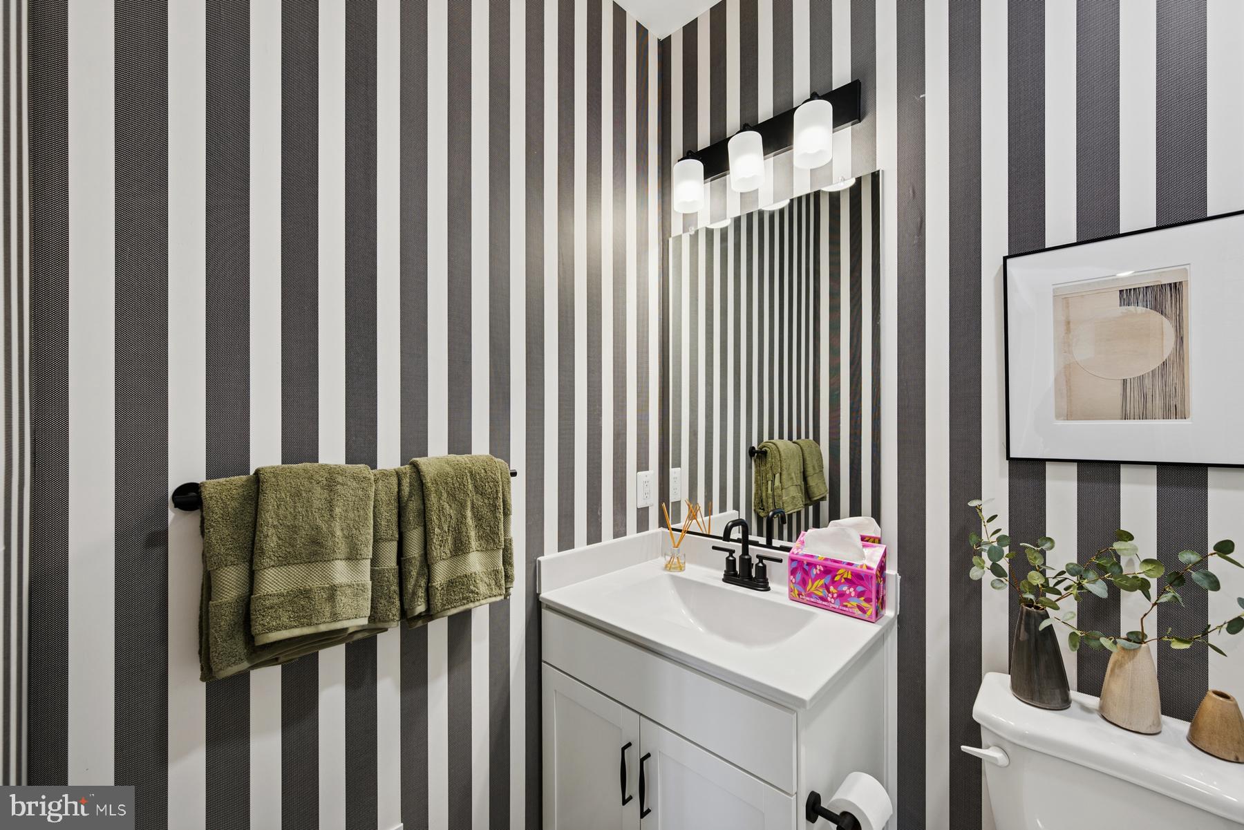 THE ENCLAVE AT CARROLLTON MANOR - Residential