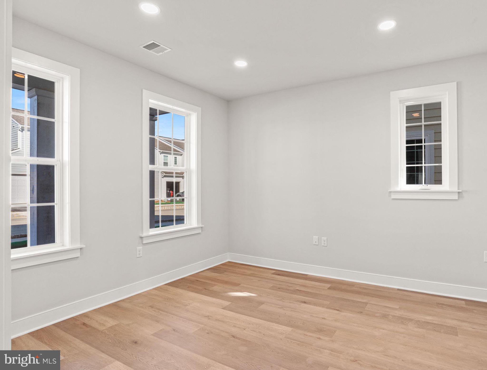 FLORIN HILL - Residential