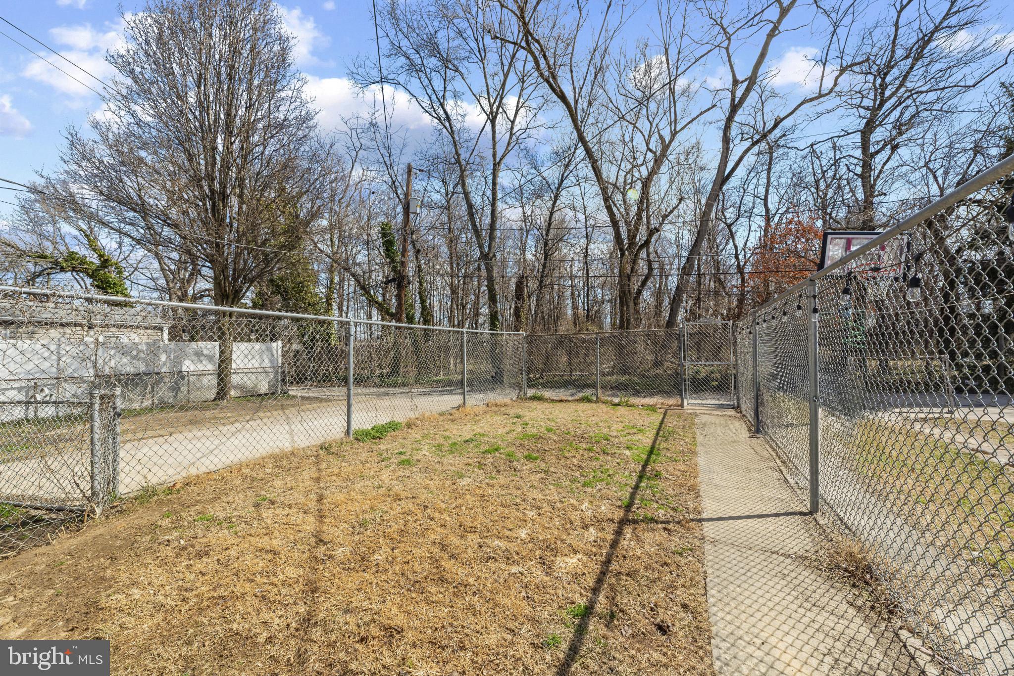 ESSEX/MIDDLESEX - Residential