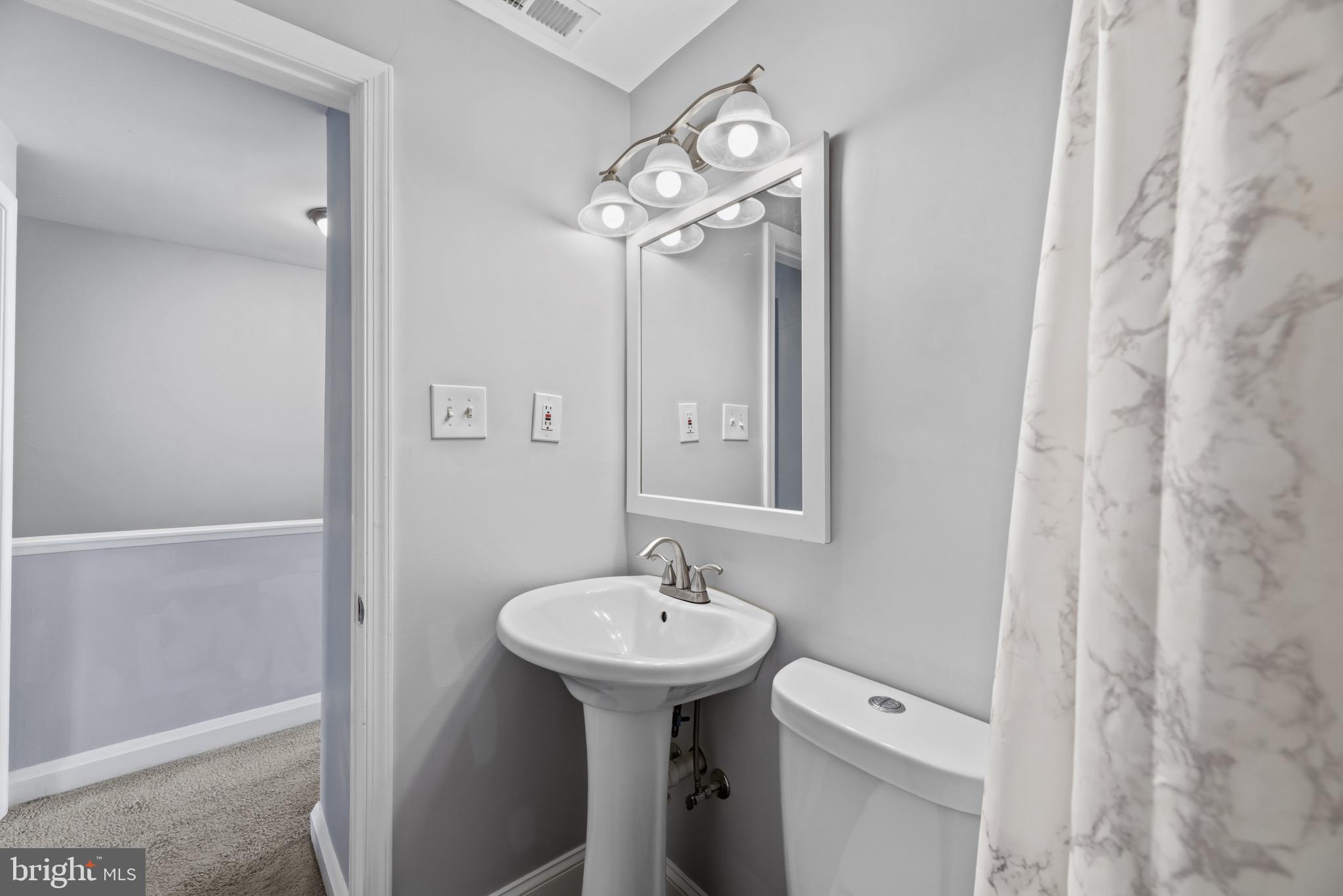 ESSEX/MIDDLESEX - Residential