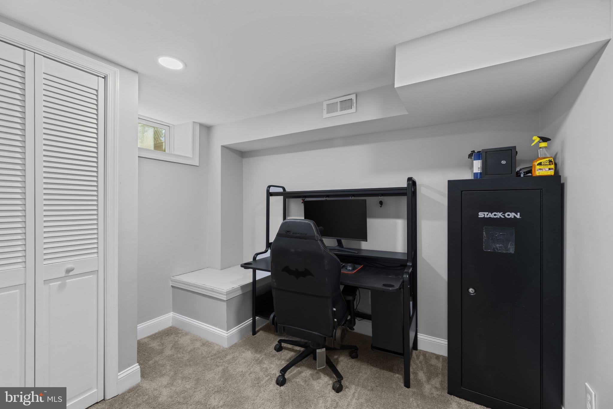 ESSEX/MIDDLESEX - Residential