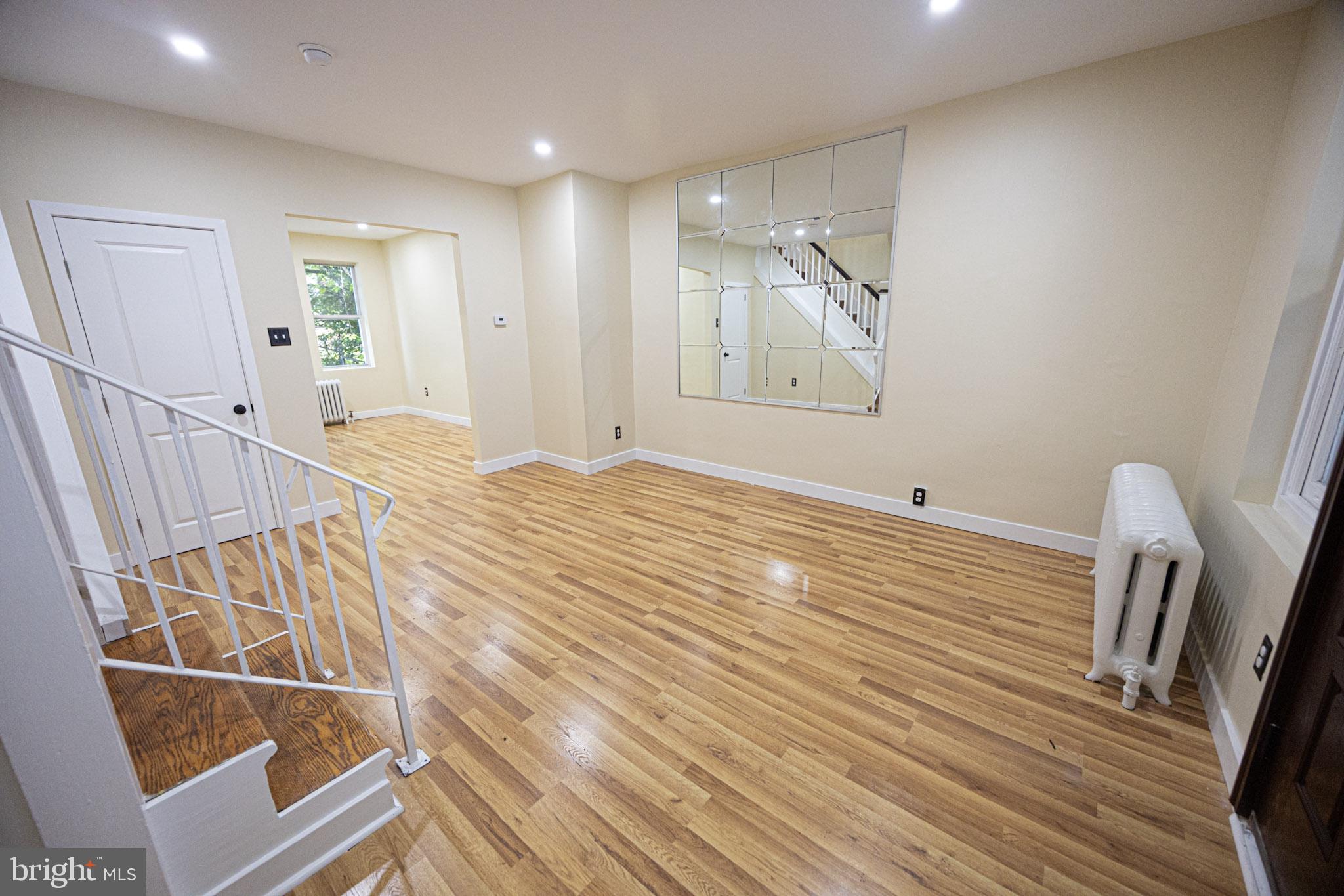 PHILADELPHIA (SOUTHWEST) - Residential