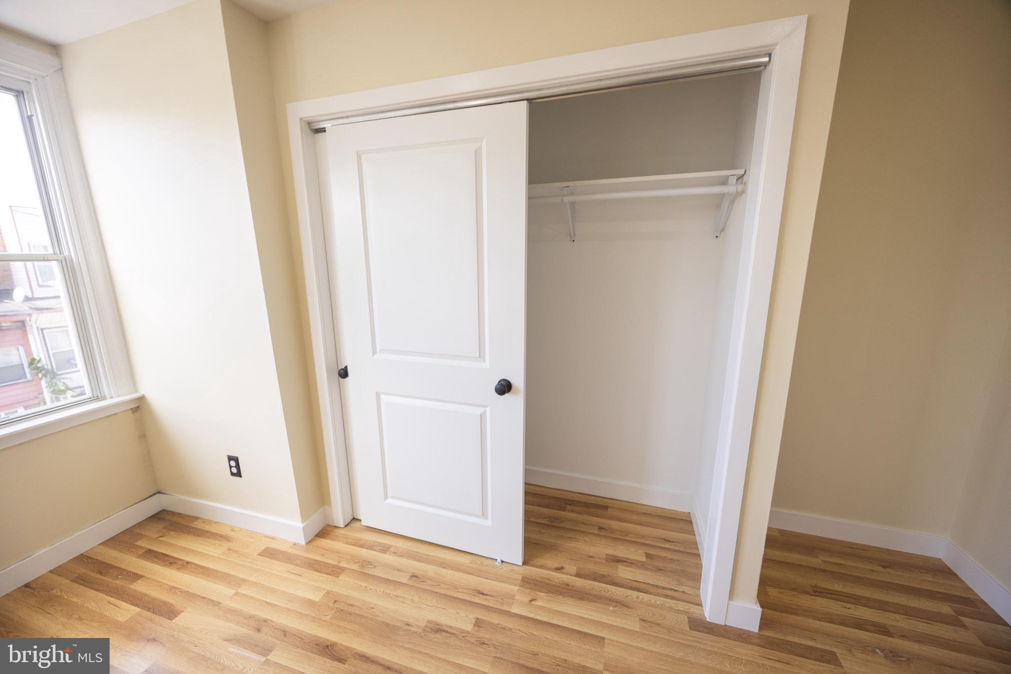 PHILADELPHIA (SOUTHWEST) - Residential