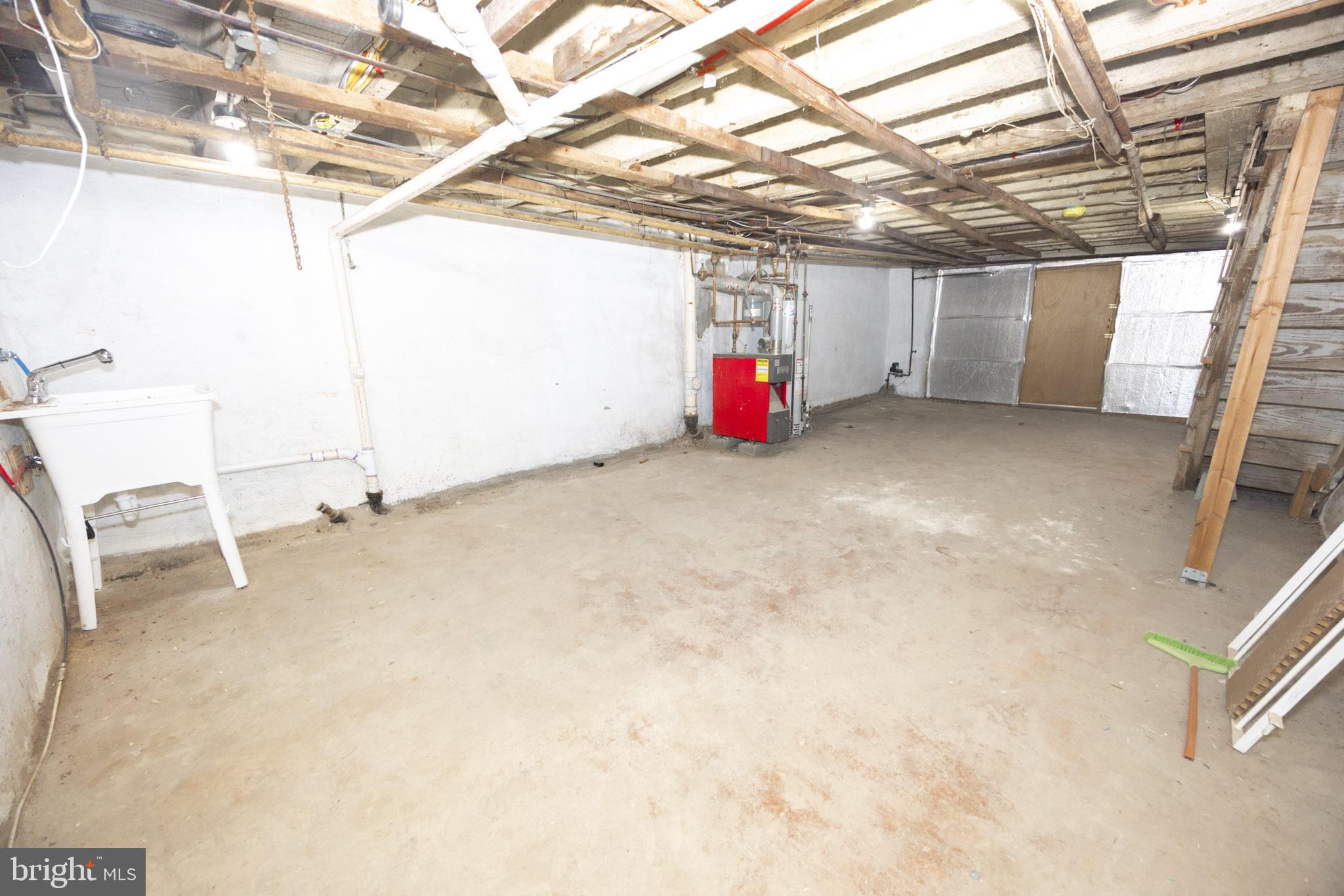 PHILADELPHIA (SOUTHWEST) - Residential