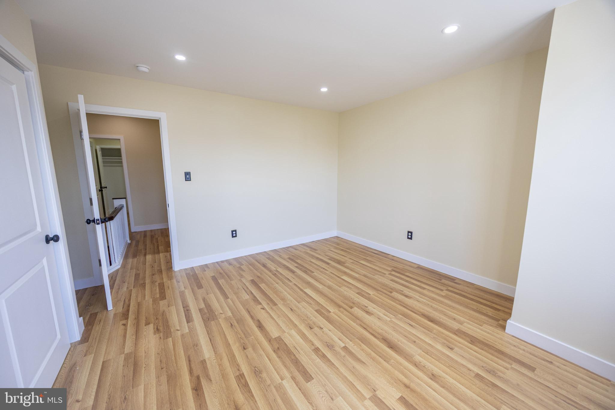 PHILADELPHIA (SOUTHWEST) - Residential