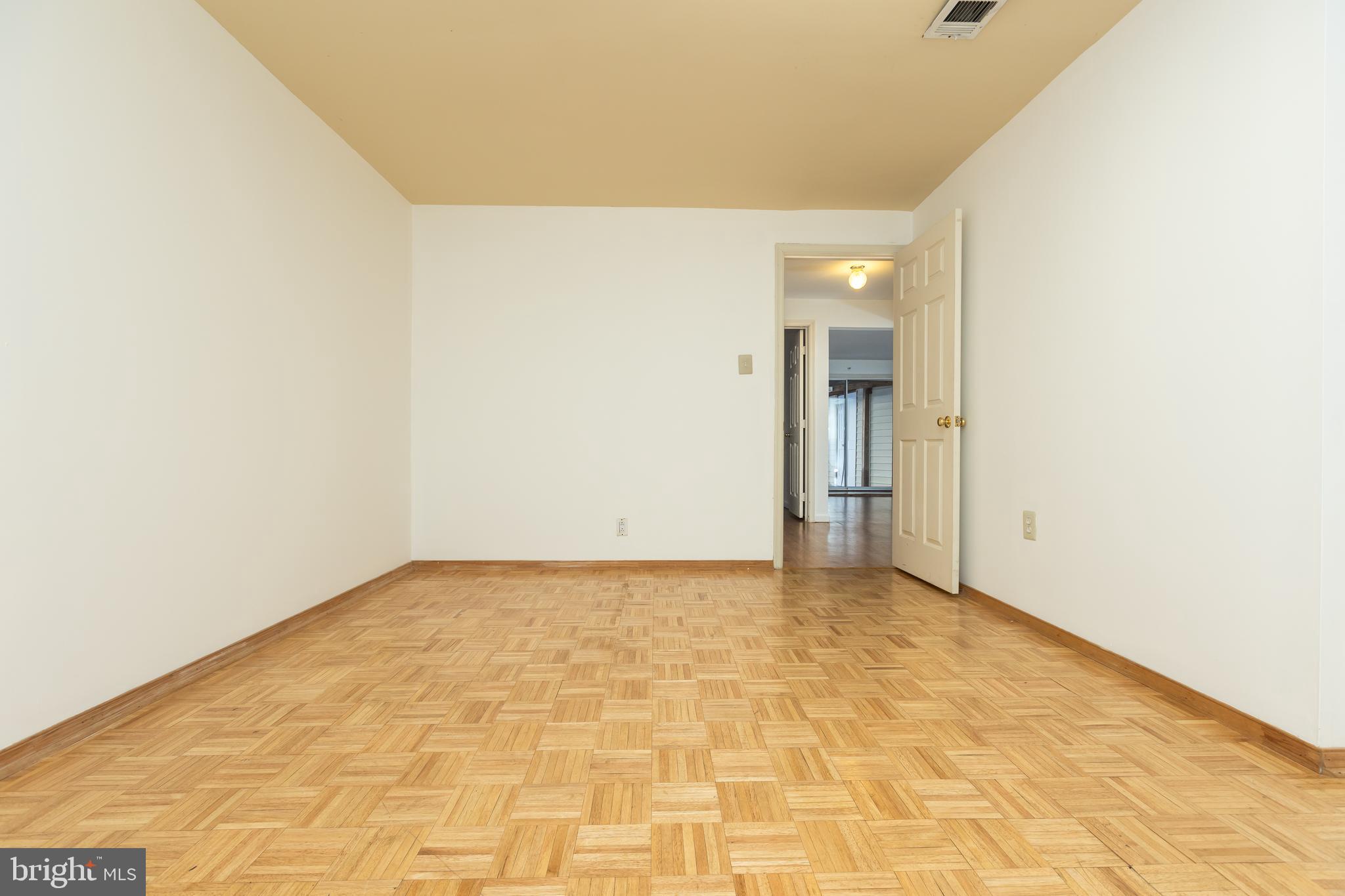 GATEWAY COMMONS - Residential