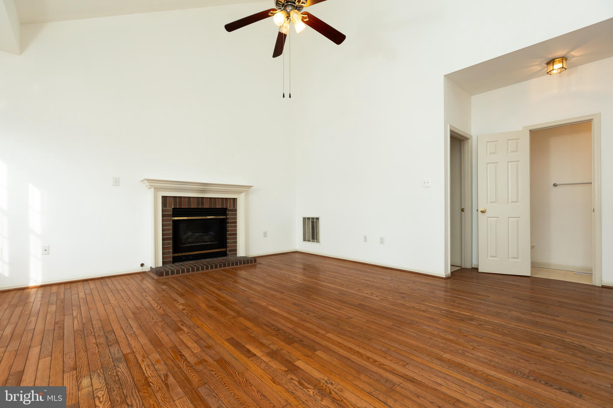 GATEWAY COMMONS - Residential