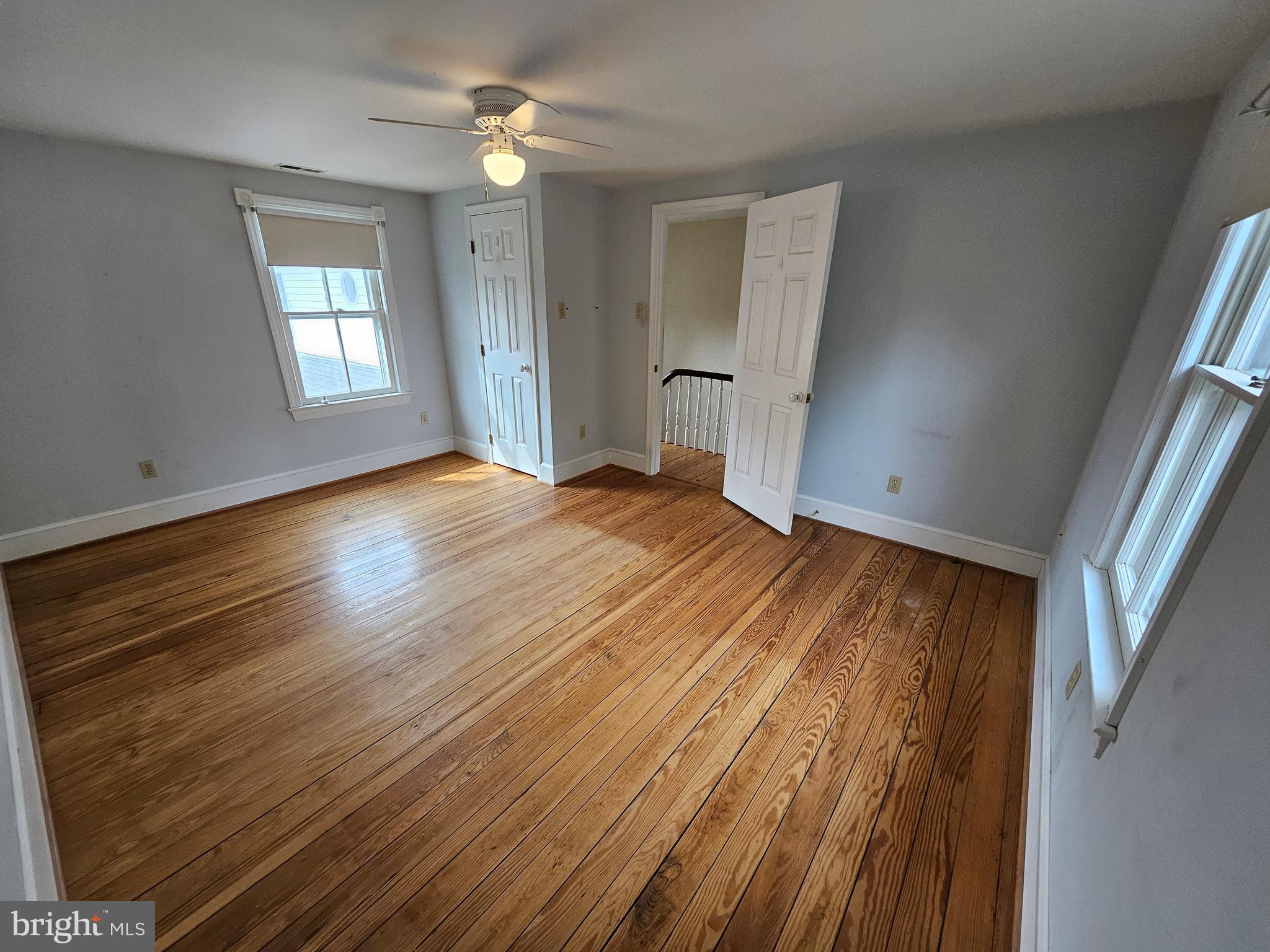 TOWN OF ROUND HILL - Residential