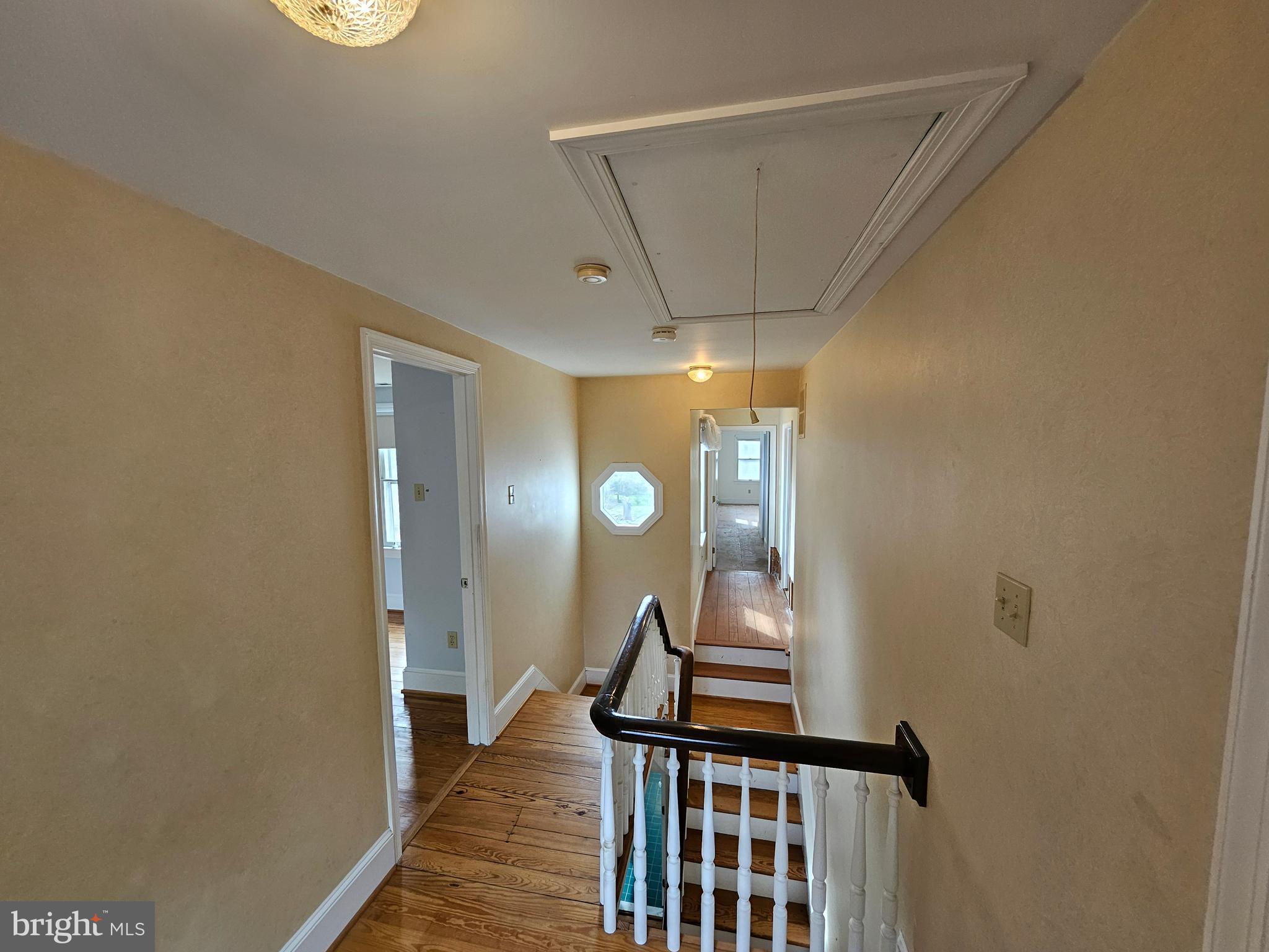 TOWN OF ROUND HILL - Residential