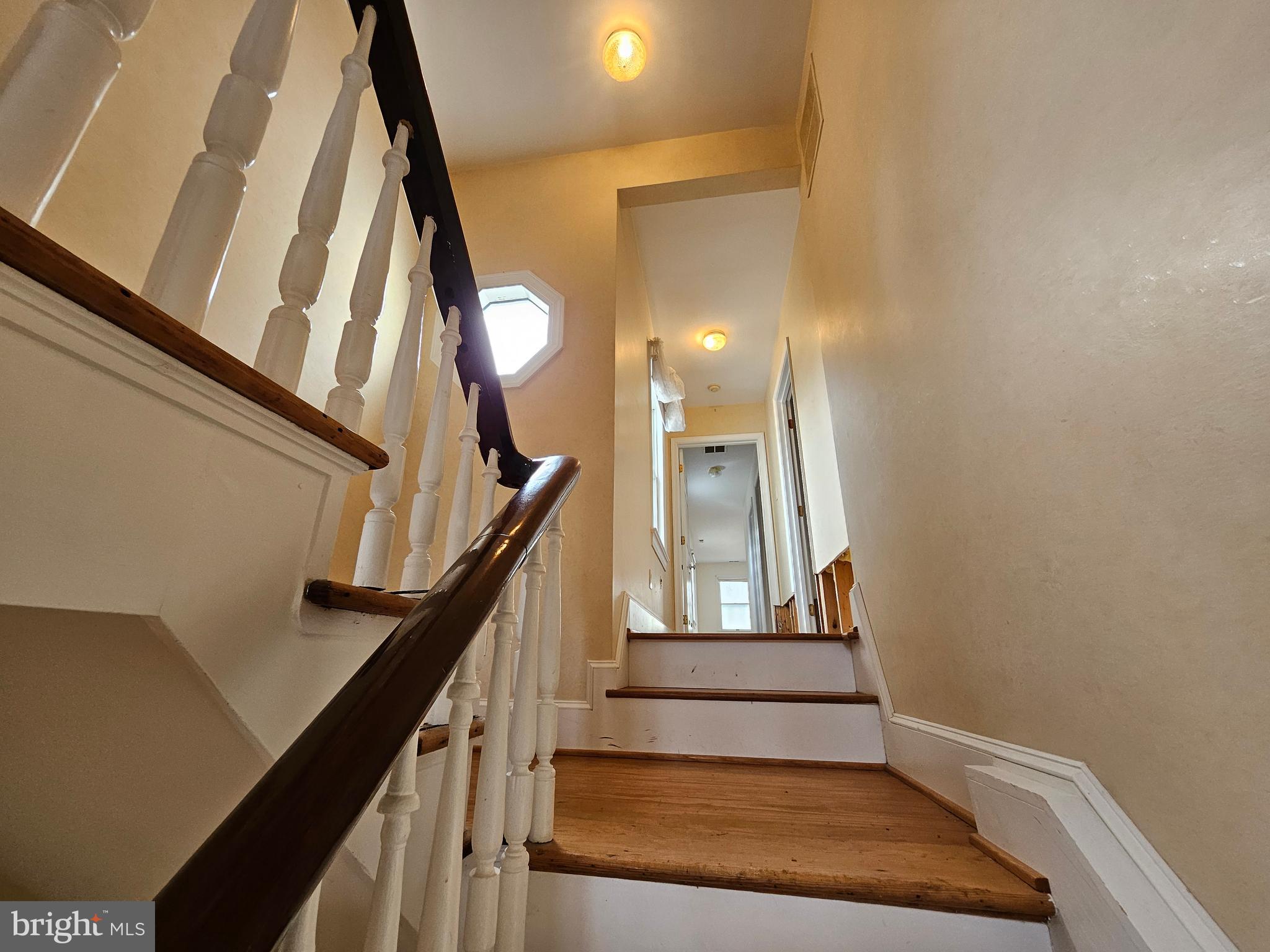 TOWN OF ROUND HILL - Residential