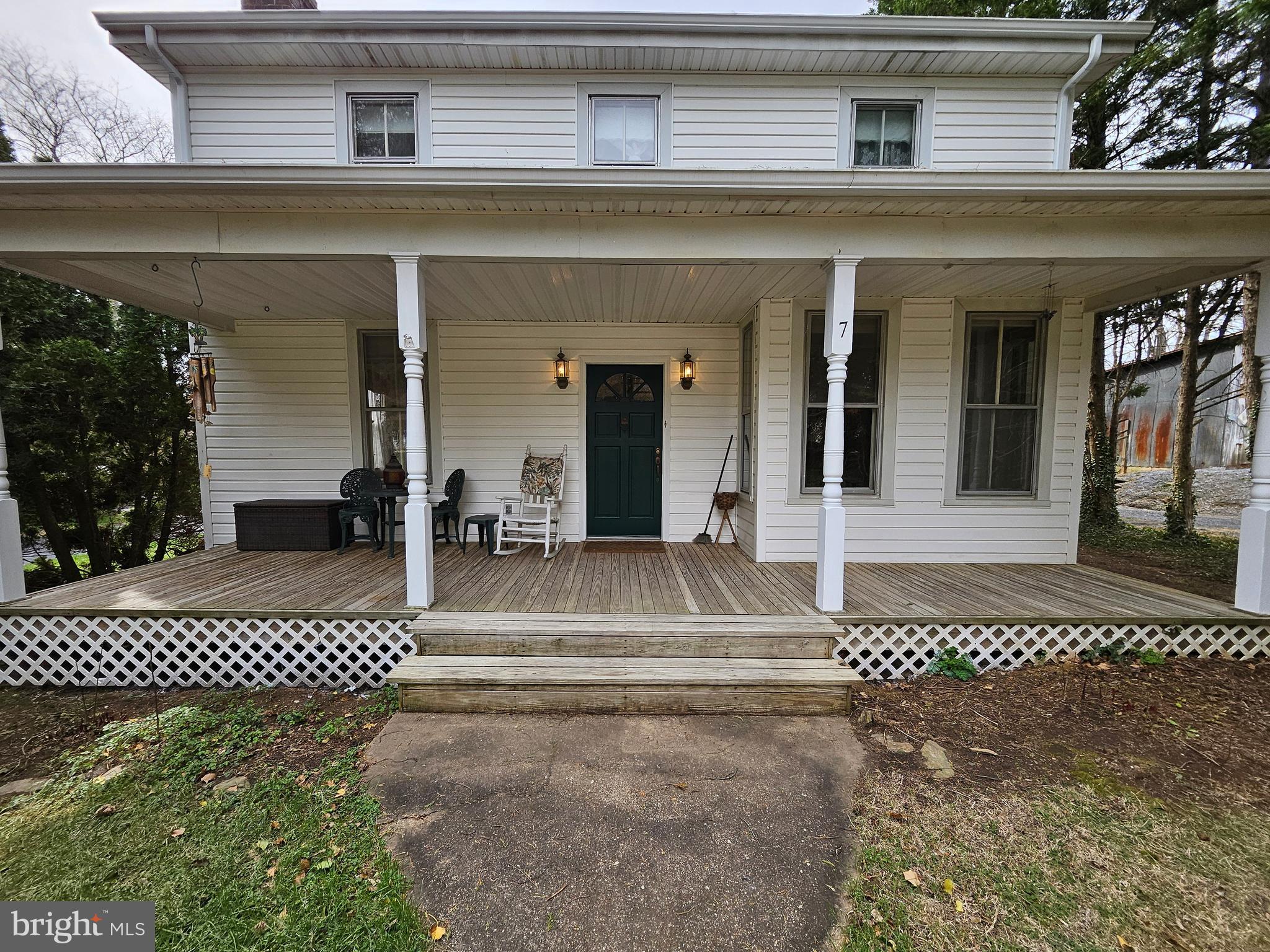 TOWN OF ROUND HILL - Residential