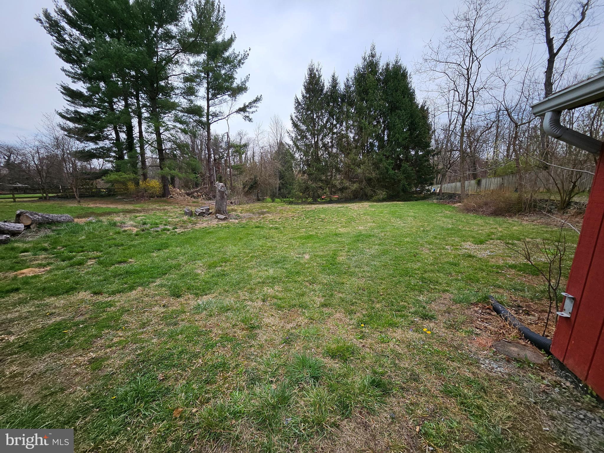 TOWN OF ROUND HILL - Residential