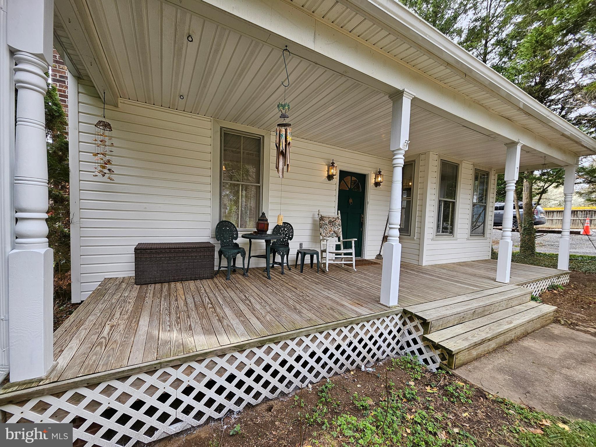 TOWN OF ROUND HILL - Residential