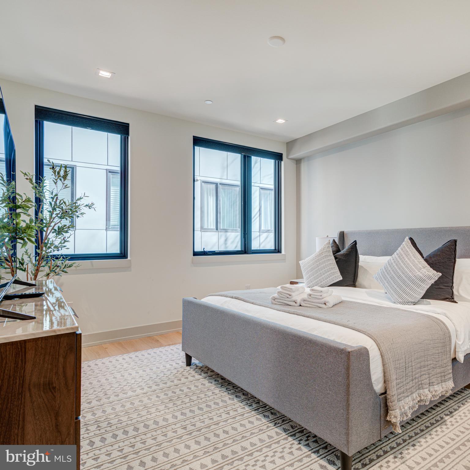 FITLER SQUARE - Residential Lease