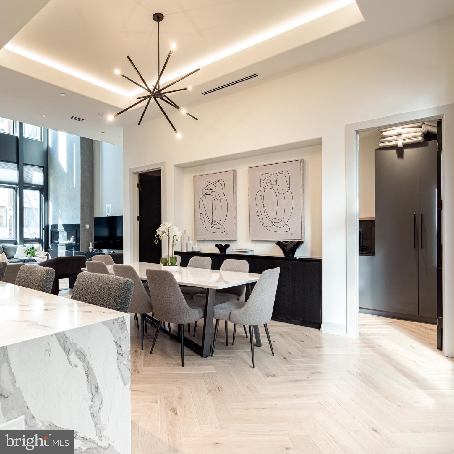 FITLER SQUARE - Residential Lease