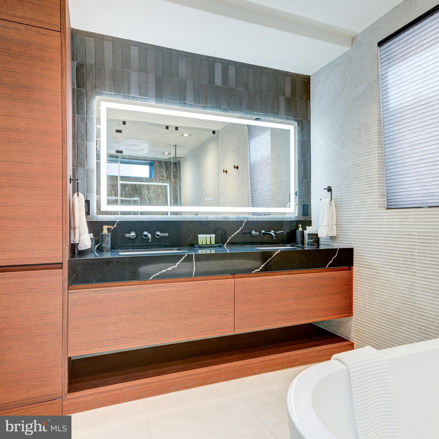 FITLER SQUARE - Residential Lease