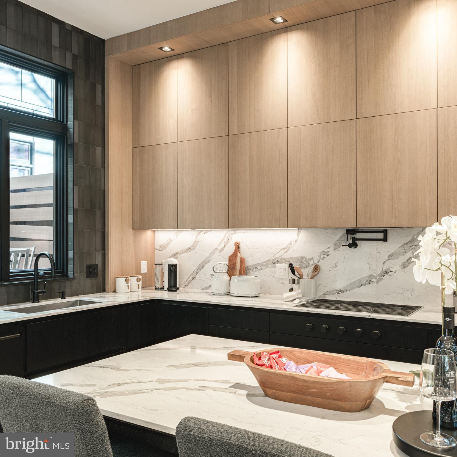 FITLER SQUARE - Residential Lease