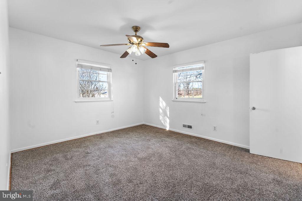 DEERFIELD - Residential Lease