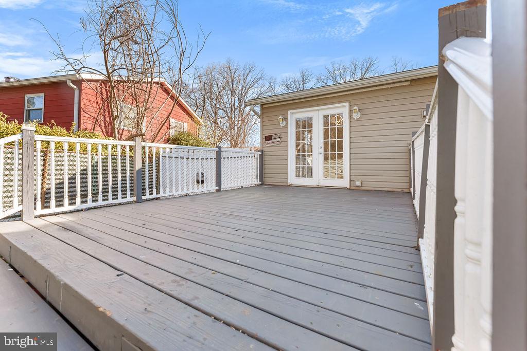 DEERFIELD - Residential Lease