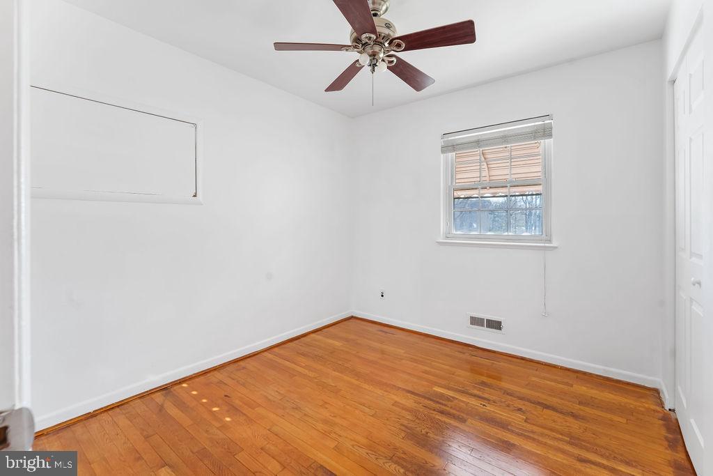 DEERFIELD - Residential Lease