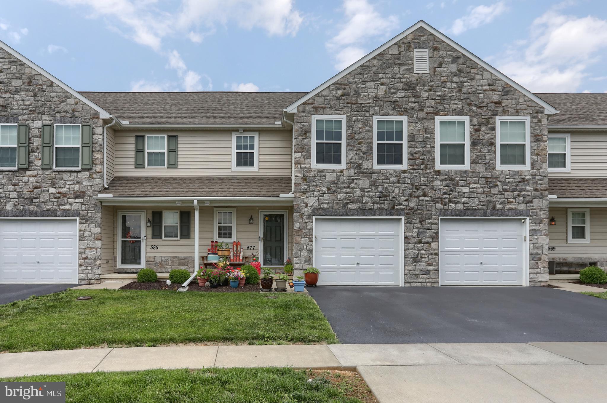 577 BROOKWOOD DRIVE