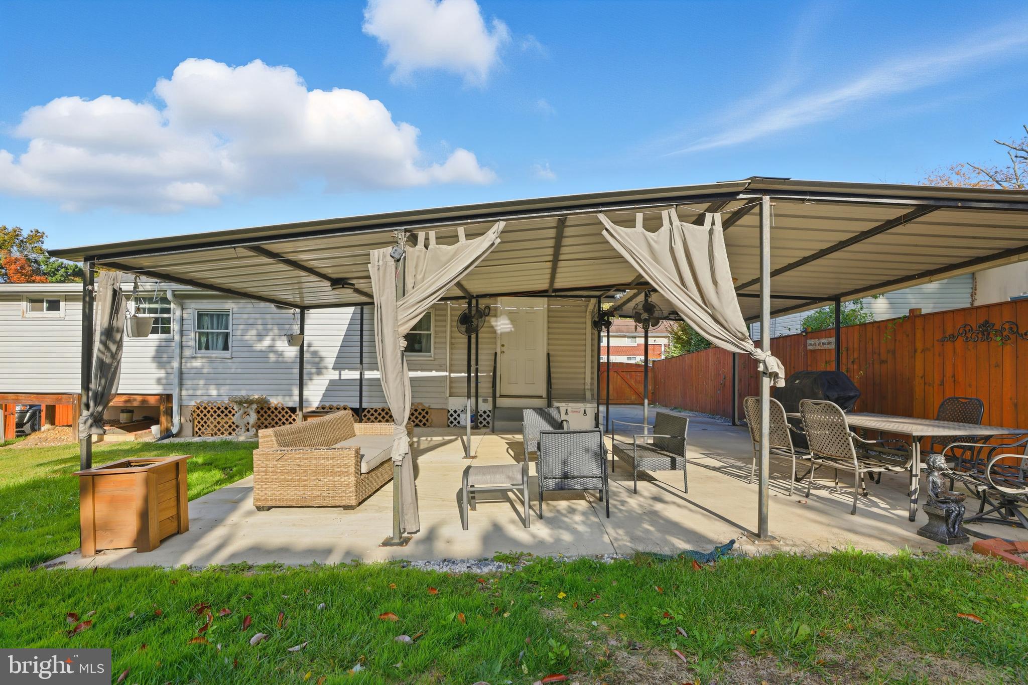 BIRCHWOOD CITY - Residential