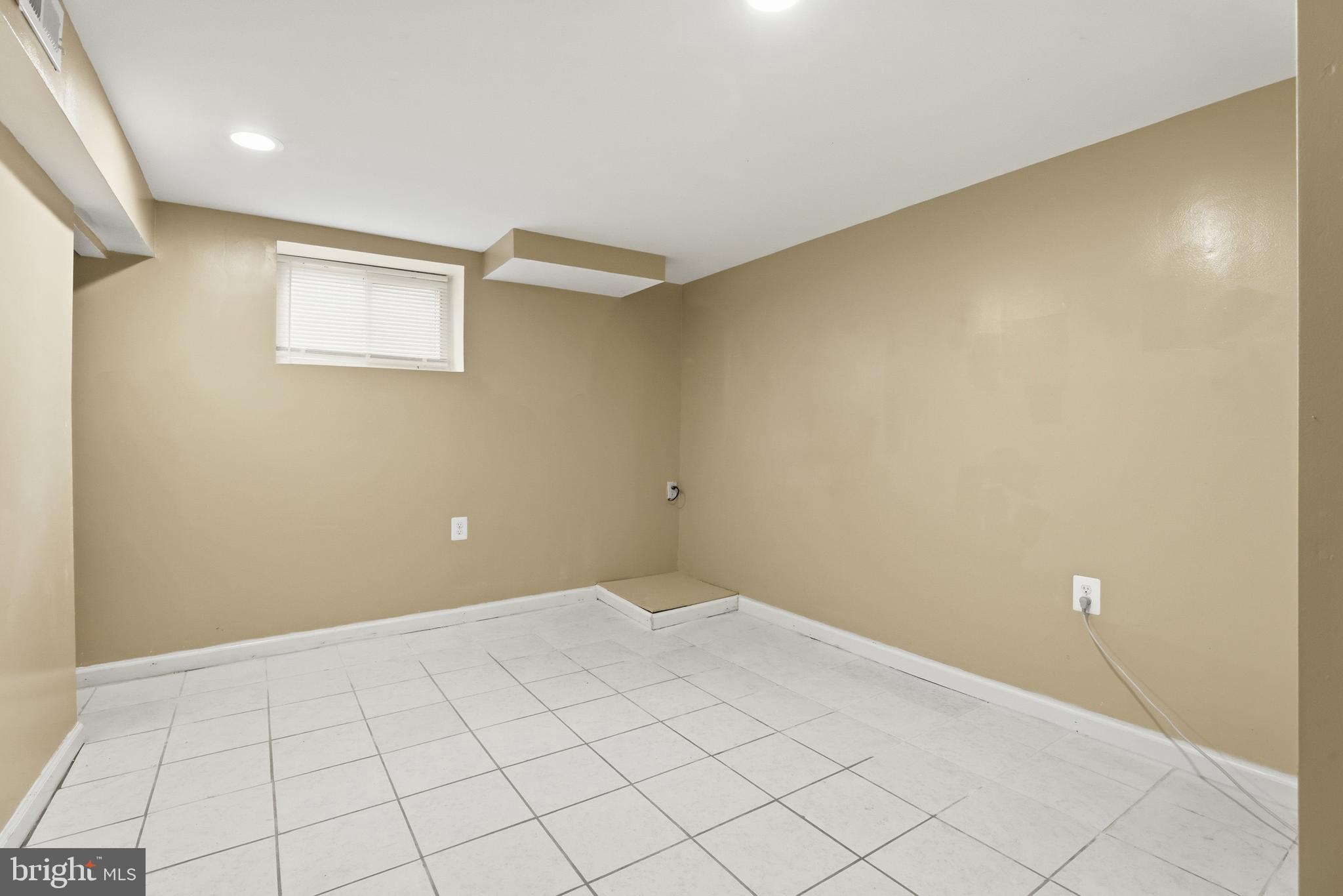 BIRCHWOOD CITY - Residential