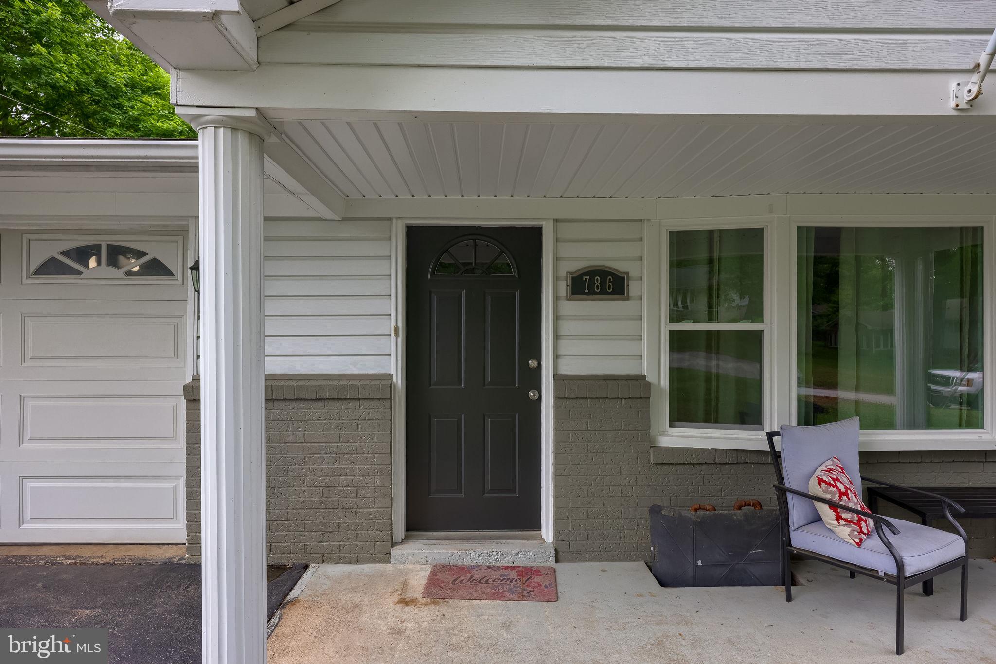 786 SUMMIT DRIVE