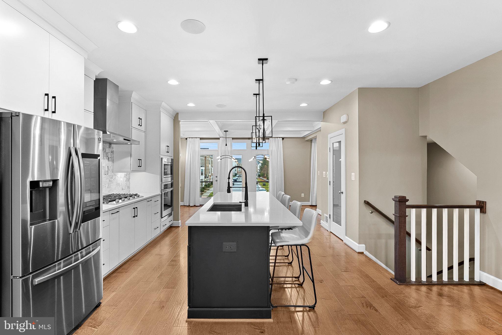 THE RETREAT AT WESTFIELDS - Residential