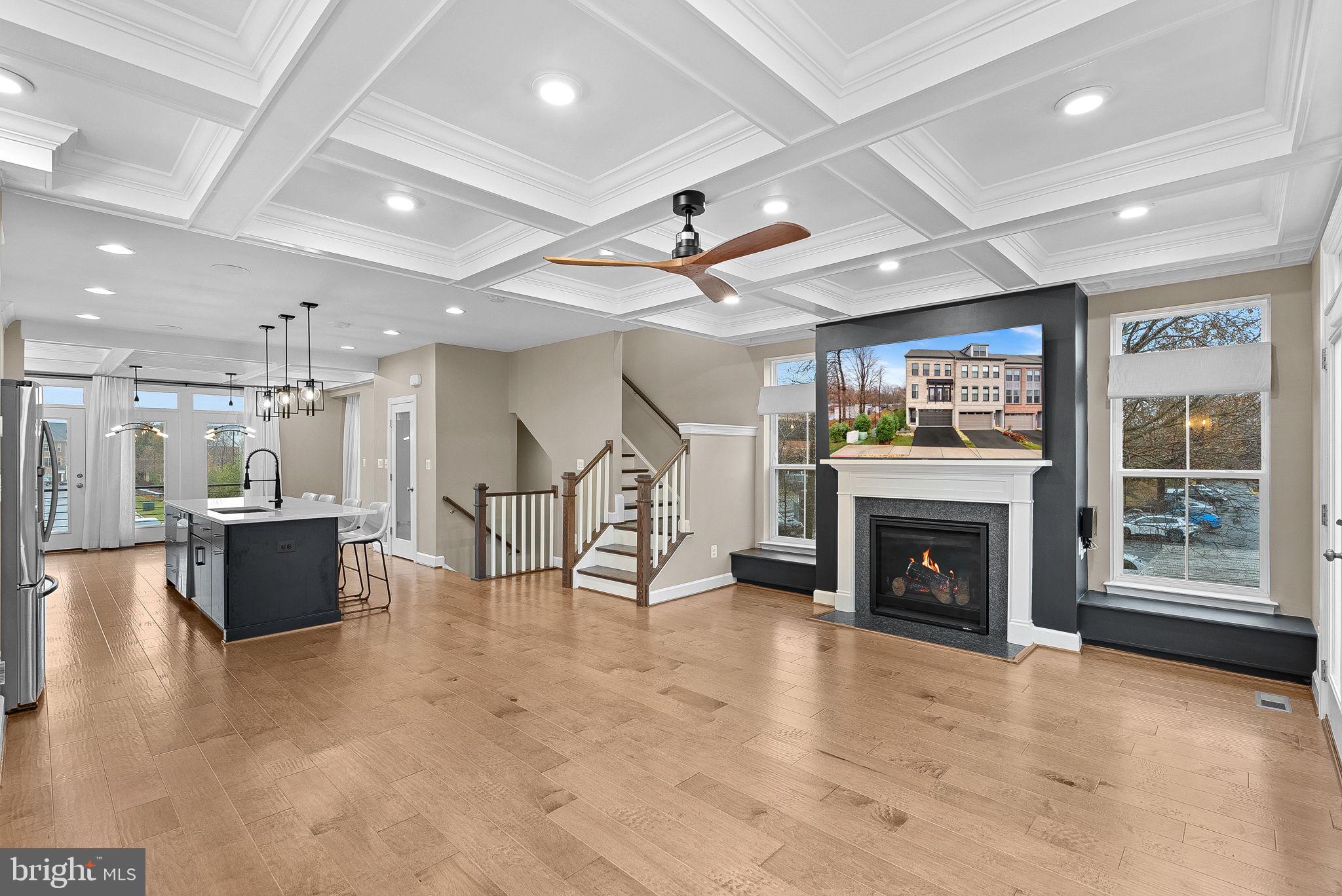 THE RETREAT AT WESTFIELDS - Residential