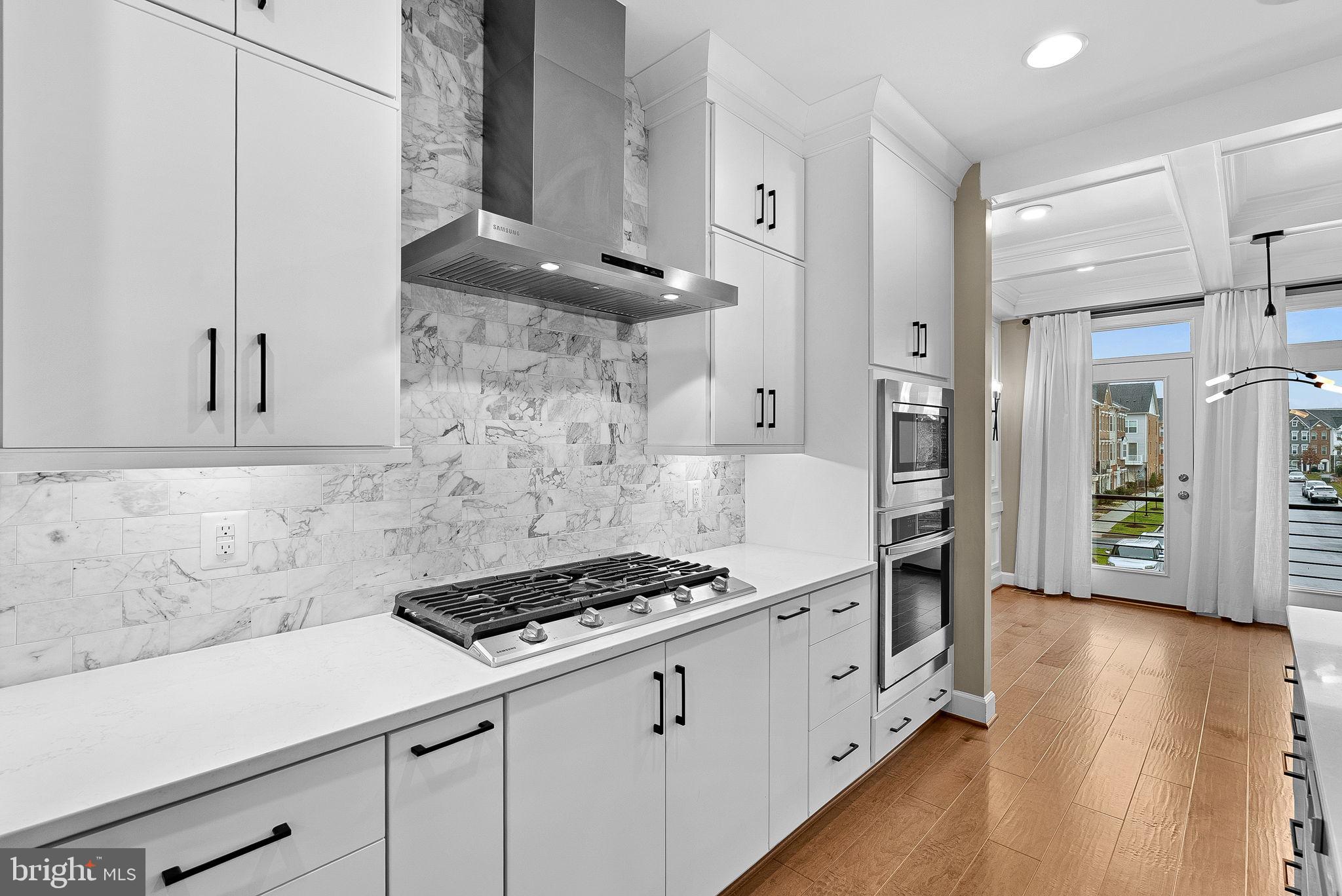 THE RETREAT AT WESTFIELDS - Residential