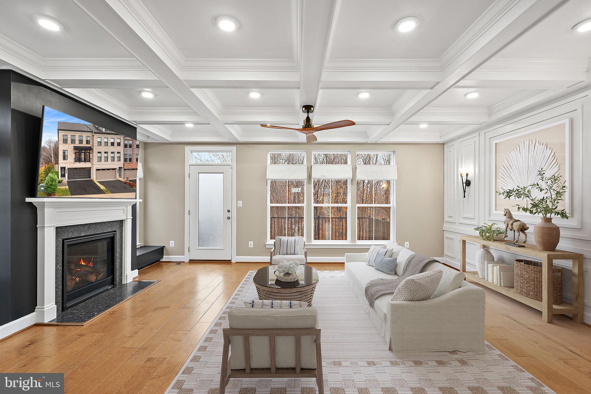 THE RETREAT AT WESTFIELDS - Residential