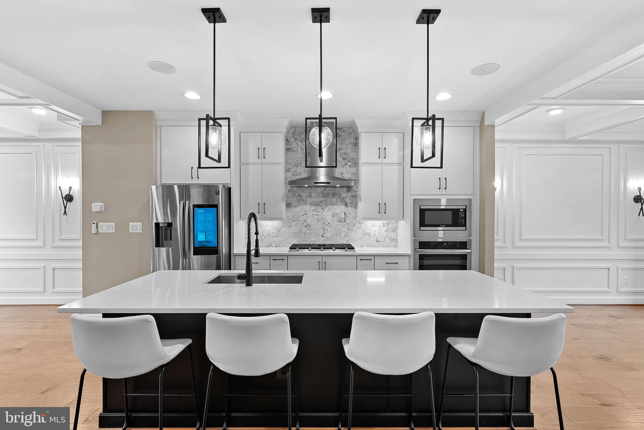 THE RETREAT AT WESTFIELDS - Residential