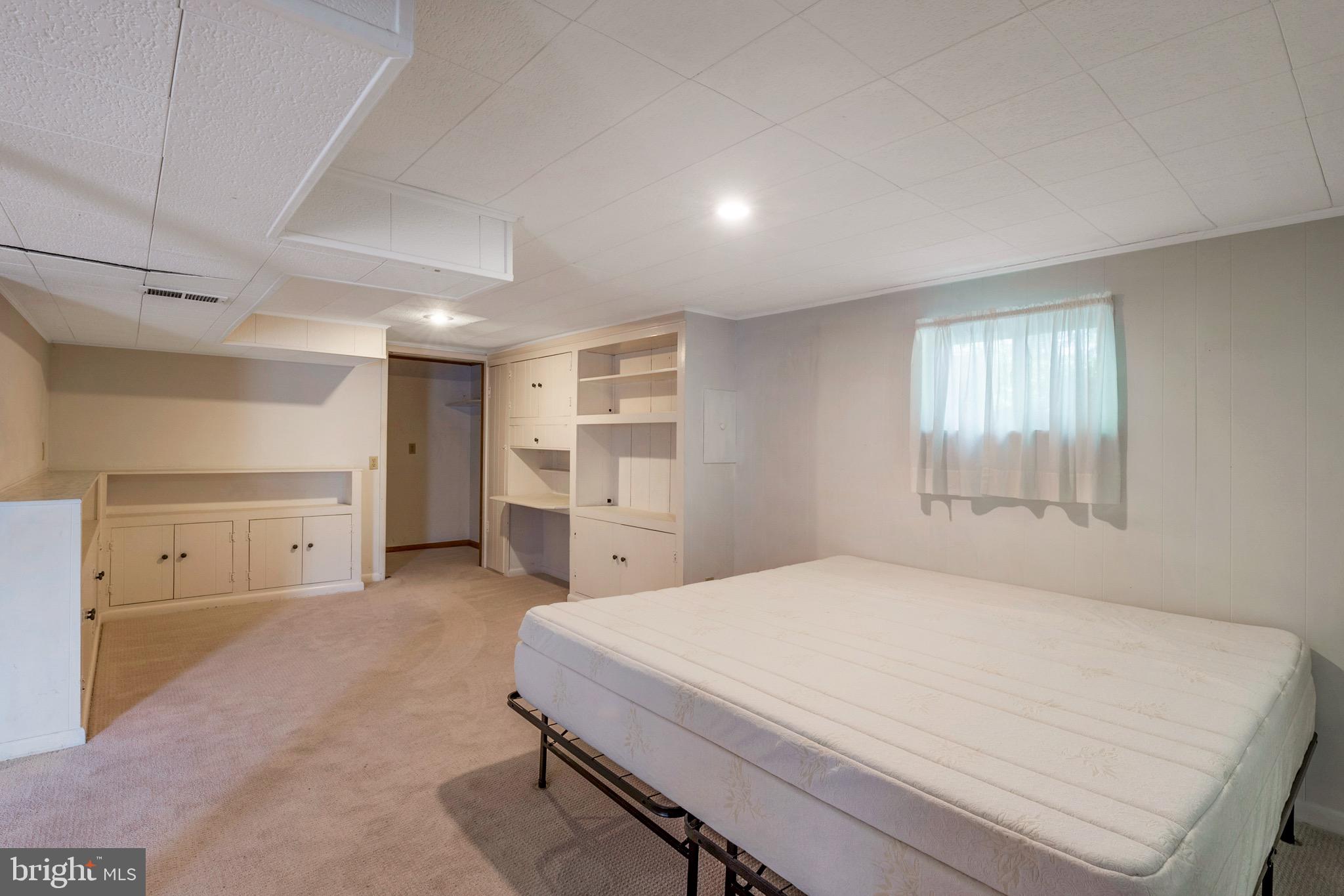 ADMIRAL HEIGHTS - Residential