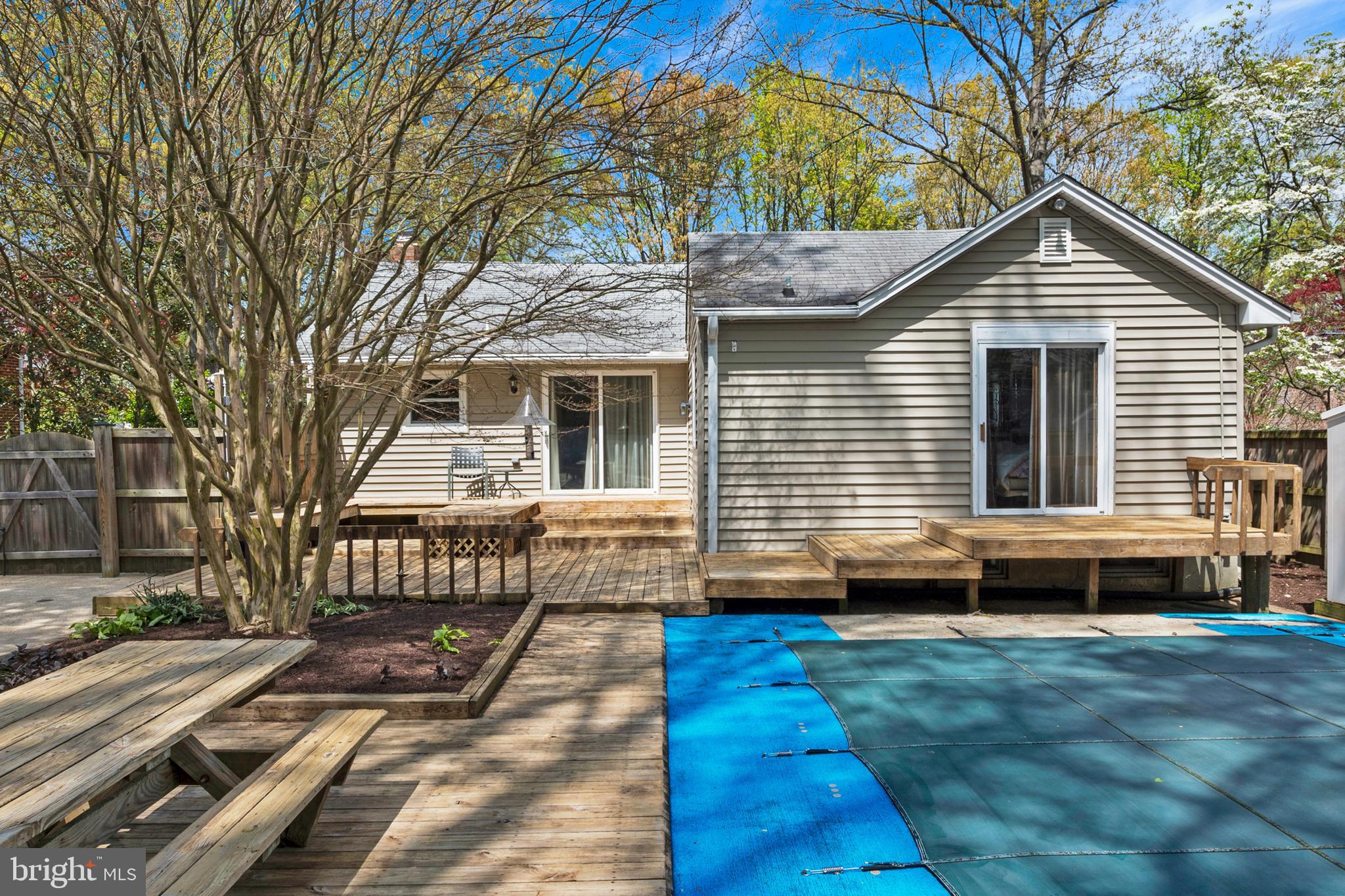 ADMIRAL HEIGHTS - Residential