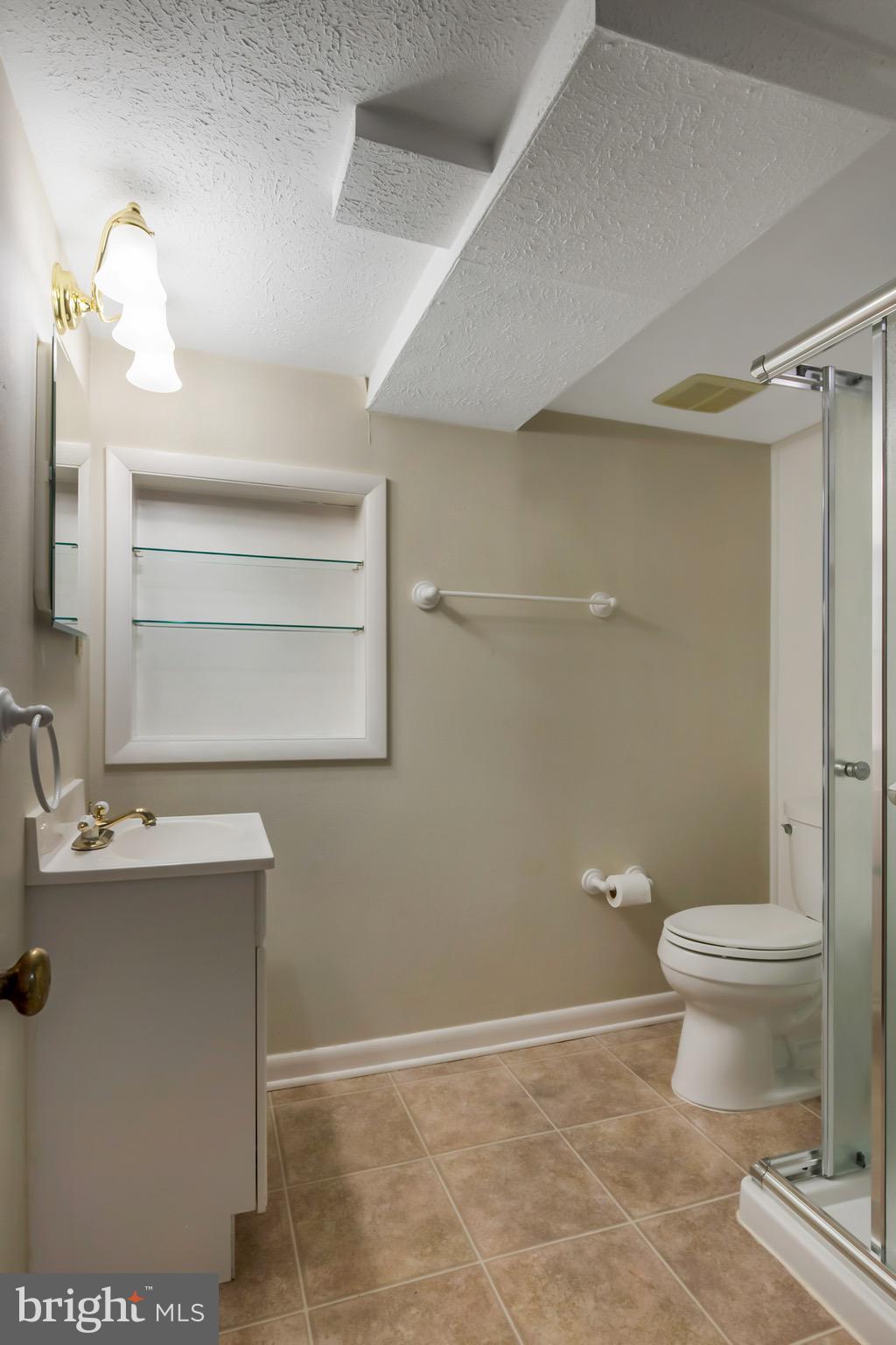 ADMIRAL HEIGHTS - Residential