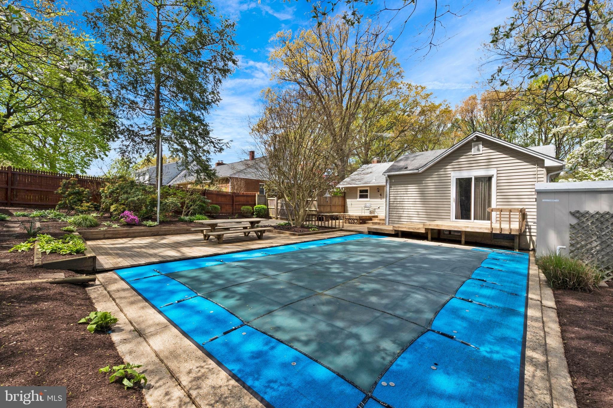 ADMIRAL HEIGHTS - Residential