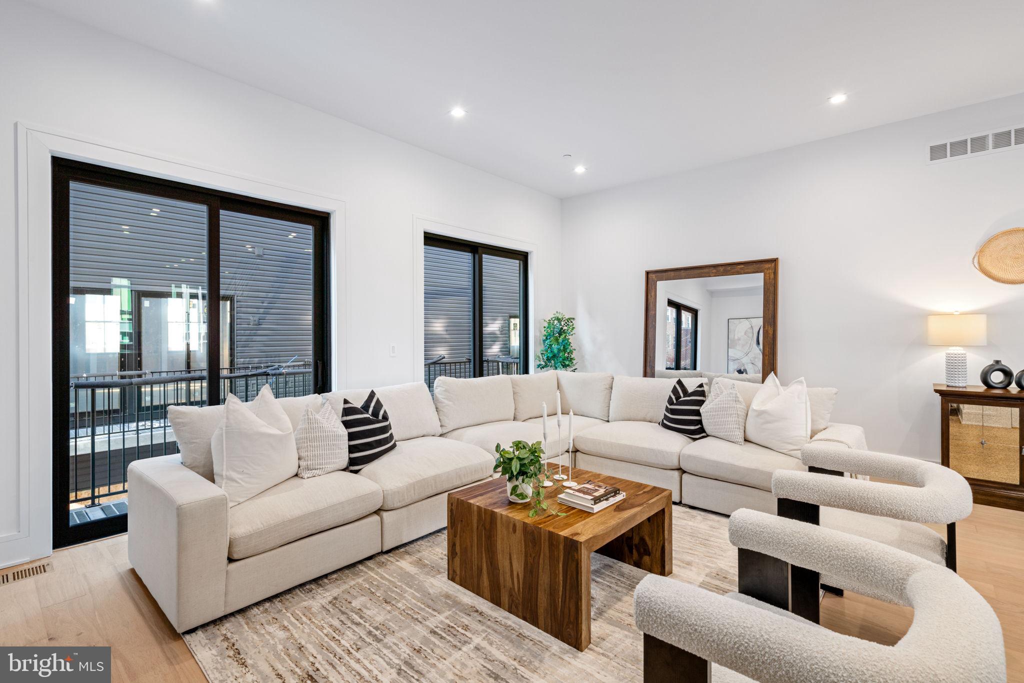 OLD CITY - Residential