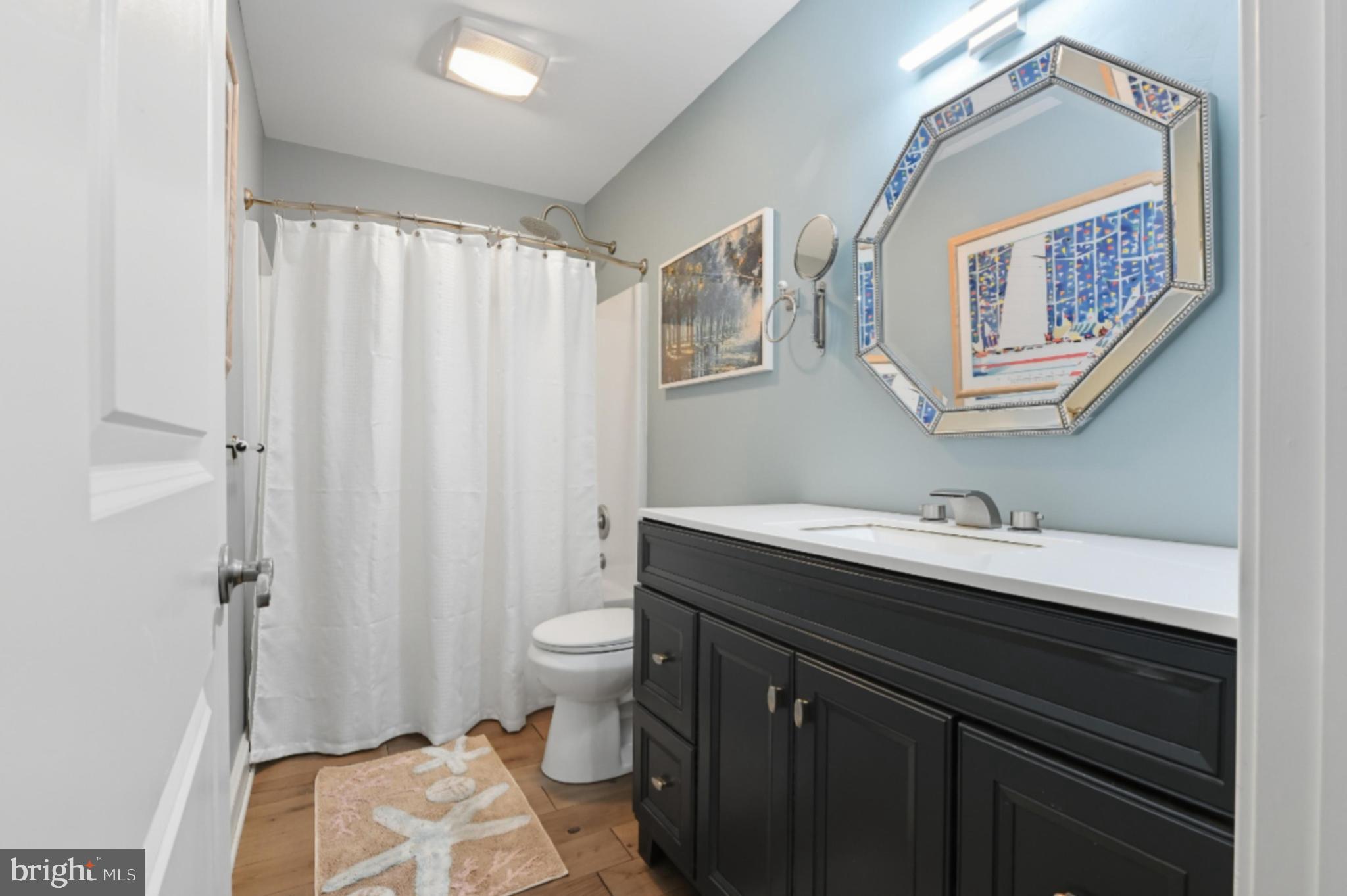 BAY CITY - Residential