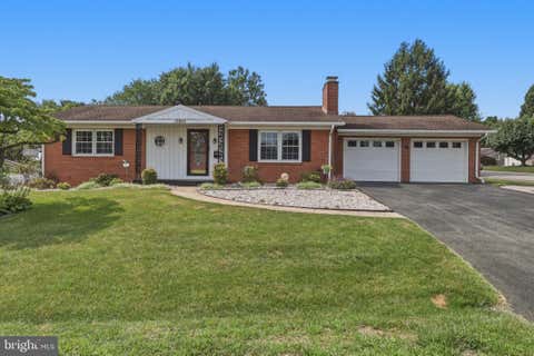 Homes For Sale - 17601 Meadowood Drive<br/> Washington County, HAGERSTOWN, MD 21740