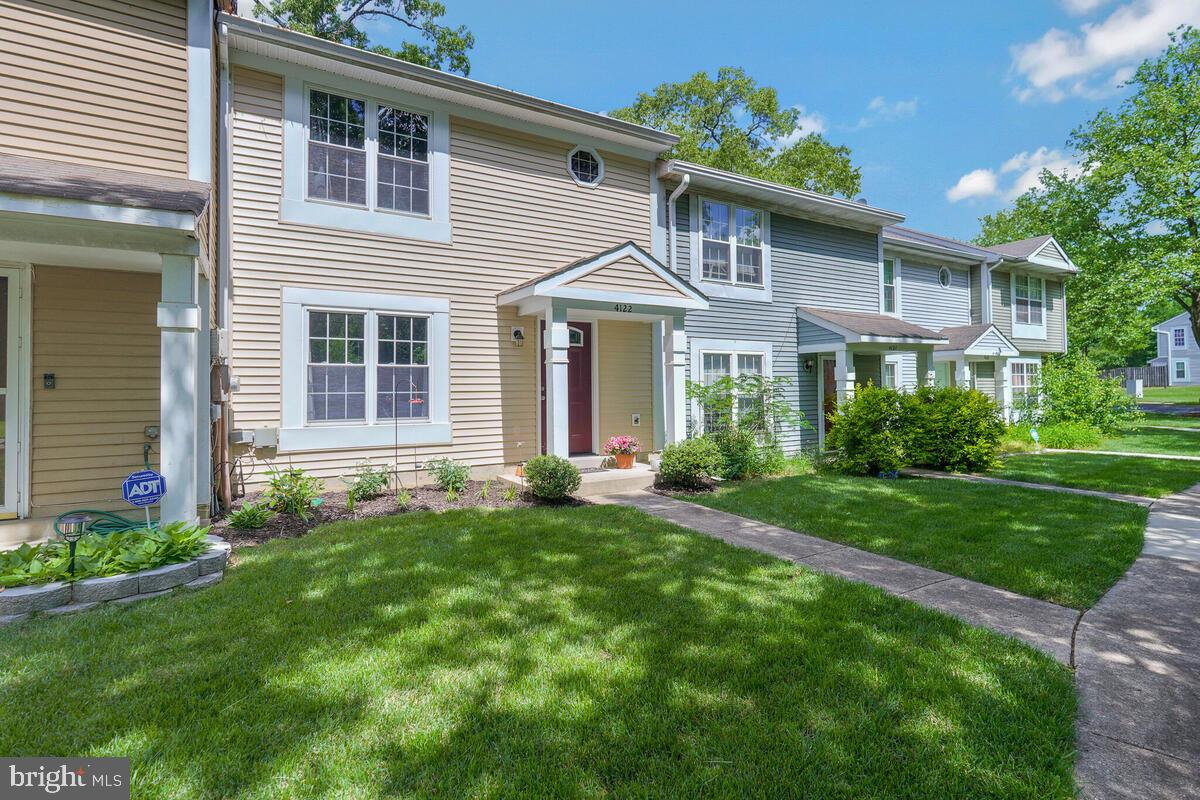 4122 BLUEBIRD DRIVE