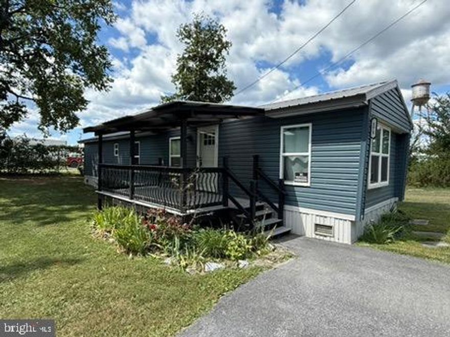 BACK ON THE MARKET!!!   Pending release!  Investors!! Don't miss the custom quality of this one!  A custom home inside!!  Entire home has new subfloor with laminate or ceramic tile on top.  New roof trusses!  Maybe just looking for a total remodeled Mobile Home with Real Drywall!!  Real wood doors, New 2 ton heat pump with low energy bills!  So many outlets just like a custom home!  New ceramic tile bathroom with a Jacuzzi Tub!  New metal roof!  Water treatment system!  New plumbing!  New siding!  Recessed lighting! 
   
Maybe looking for a 840 sq ft  equivalent of a two bedroom TINY HOME!!  Look no further.
Hard to describe how custom this home is.
Lot Rent is 450/month


Buyer must have Park approval before closing.