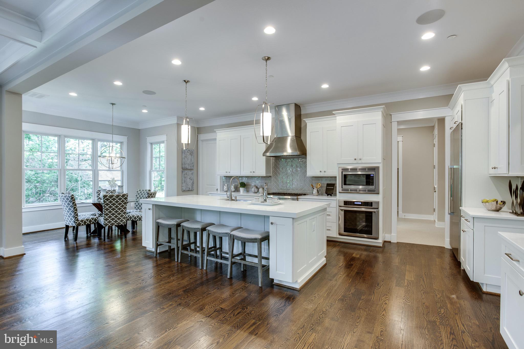 KENWOOD PARK - Residential