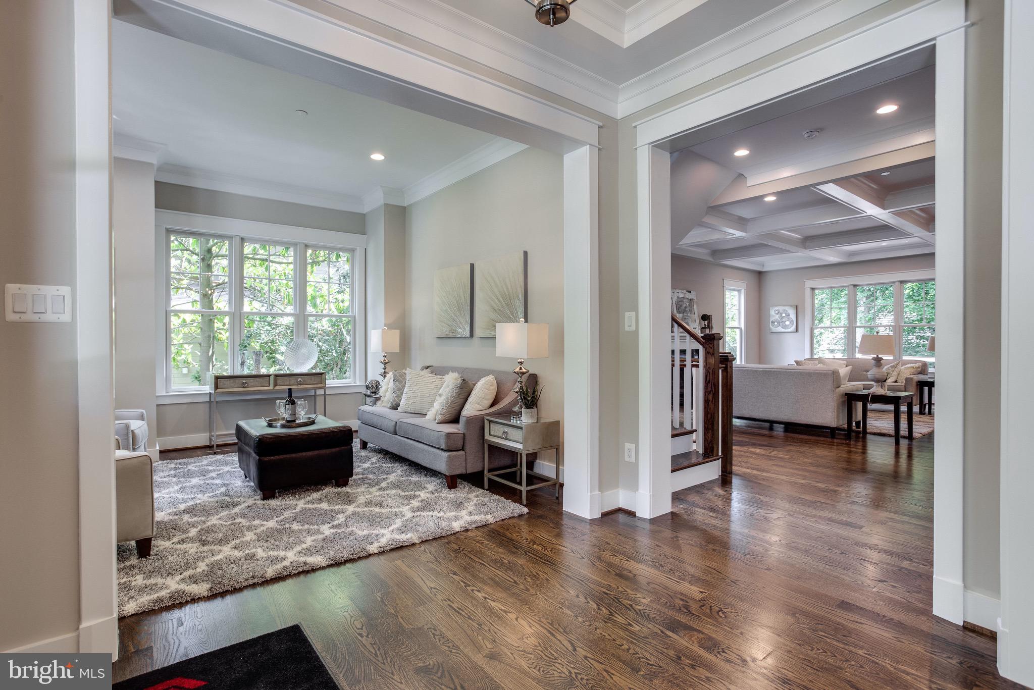 KENWOOD PARK - Residential