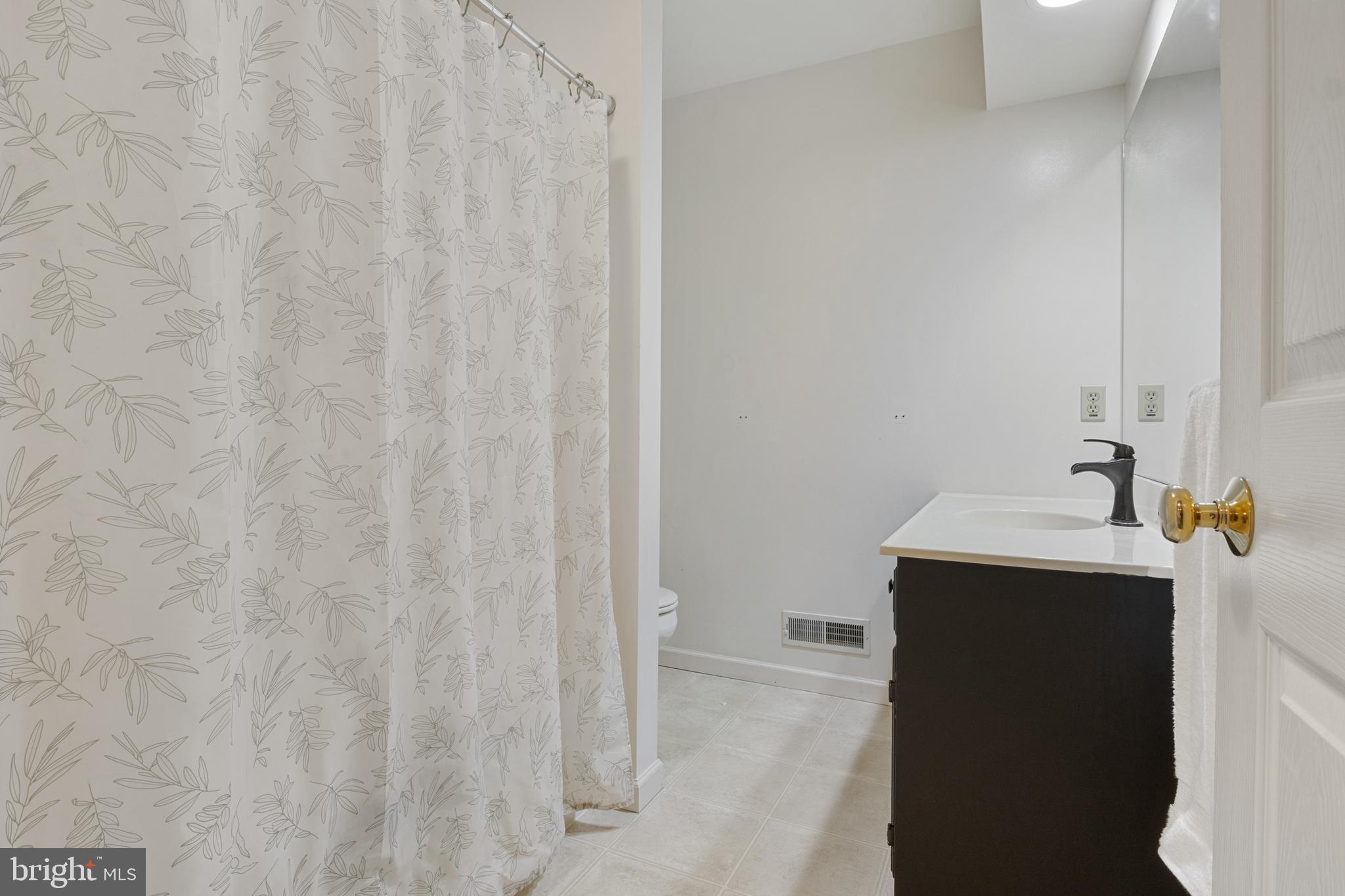 NORTHBROOKE - Residential